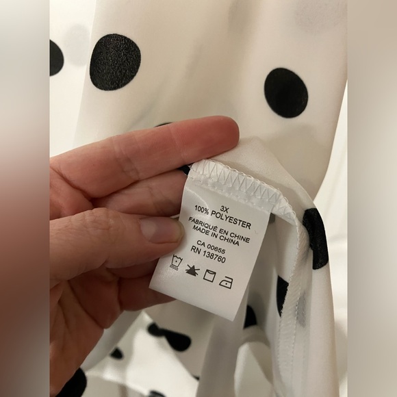 Polka dot blouse - Picture 3 of 3